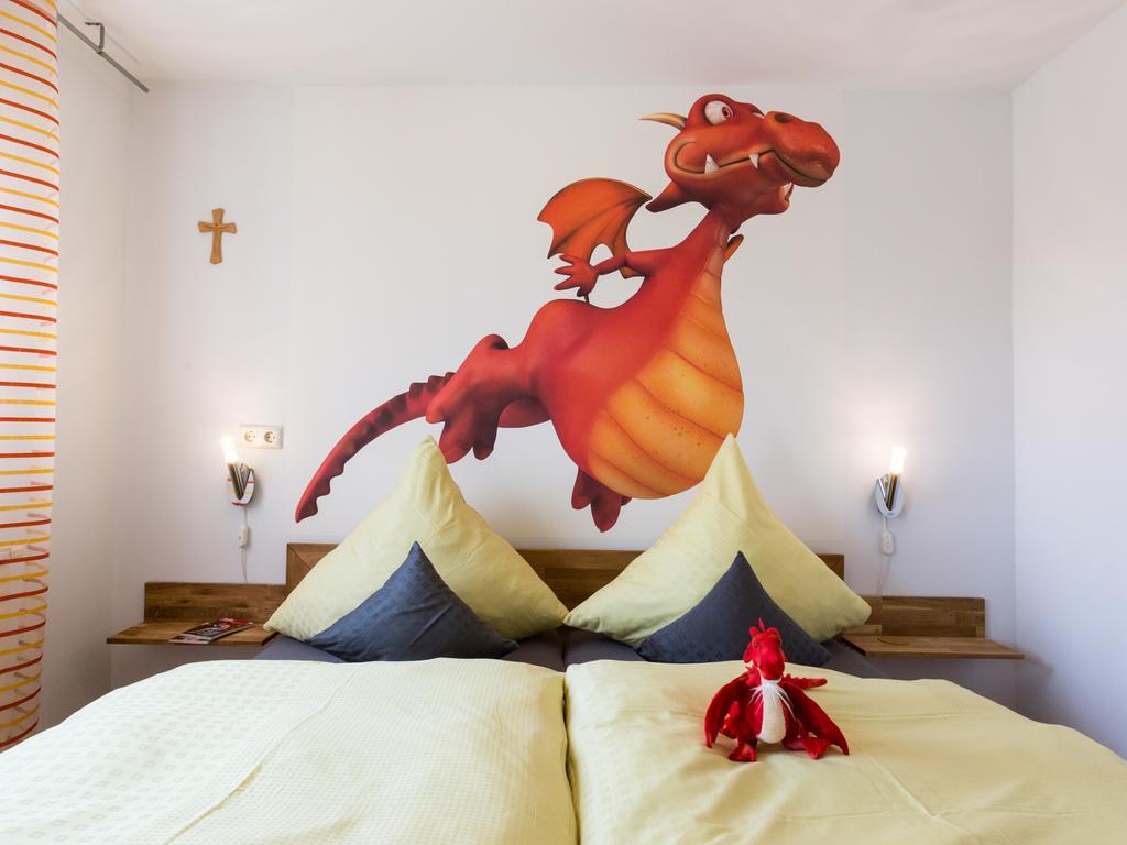 Living Timeless - Ruster Drachennest, Zentrale Lage In Rust, Nur Wenige Minuten Zum Europa-Park & Rulantica Bagian luar foto